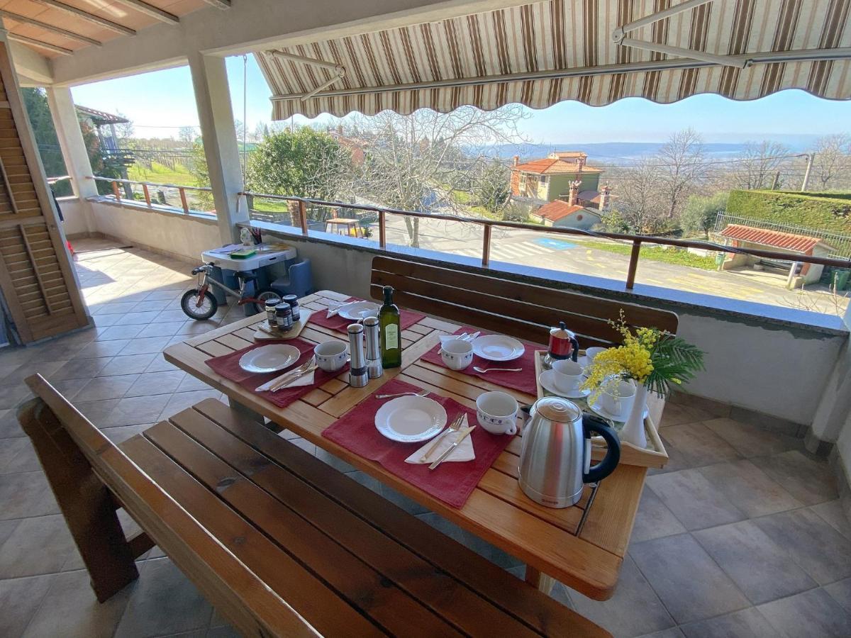 Sea View Istrian Countryside Apartment - Rota Dragonja Exterior photo
